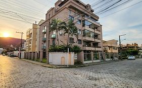 Apto El Shadday 301 cento e cinquenta metros do mar